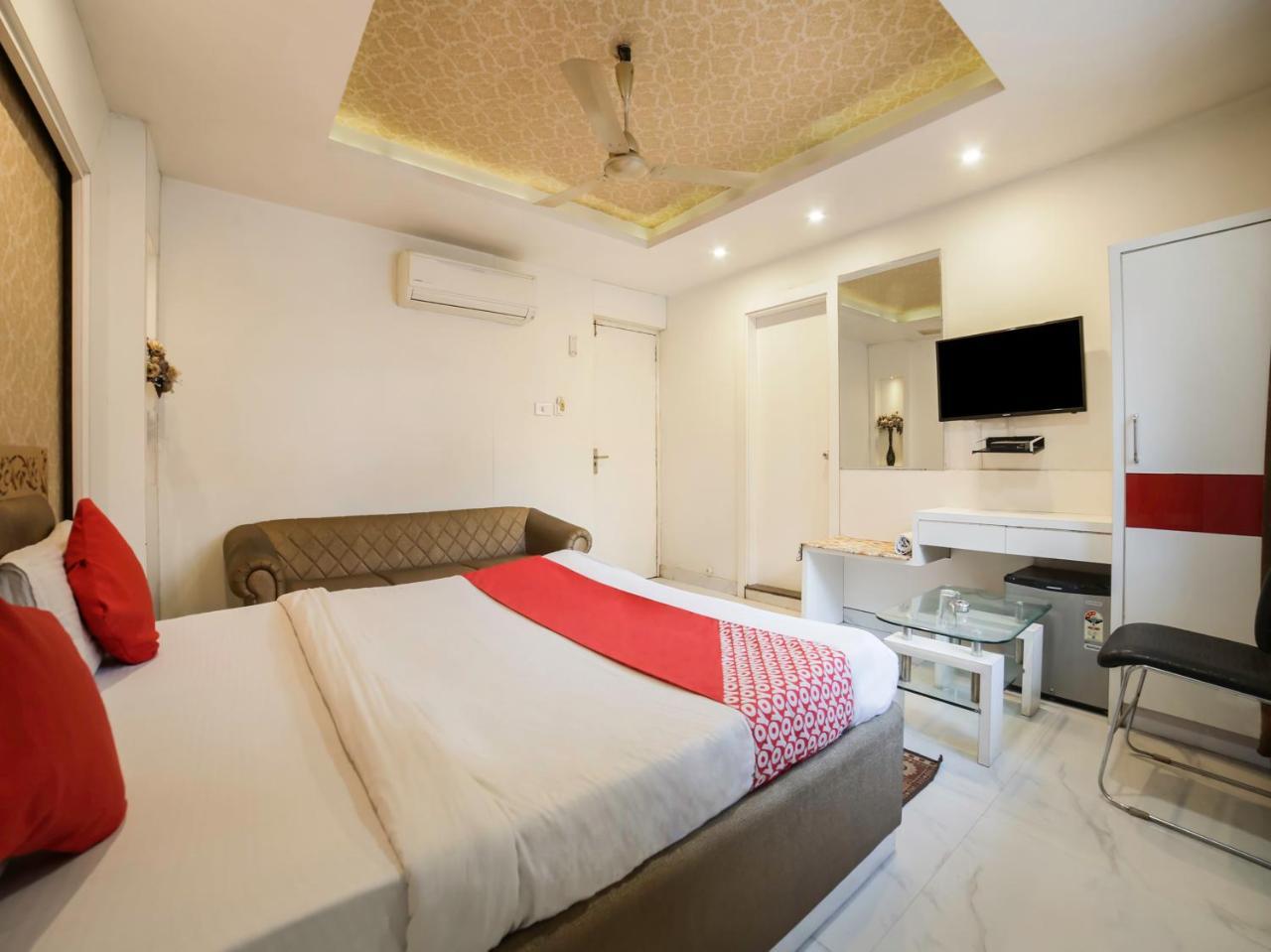 Oyo 10277 Hotel Delux Golden Ajmer Exterior photo